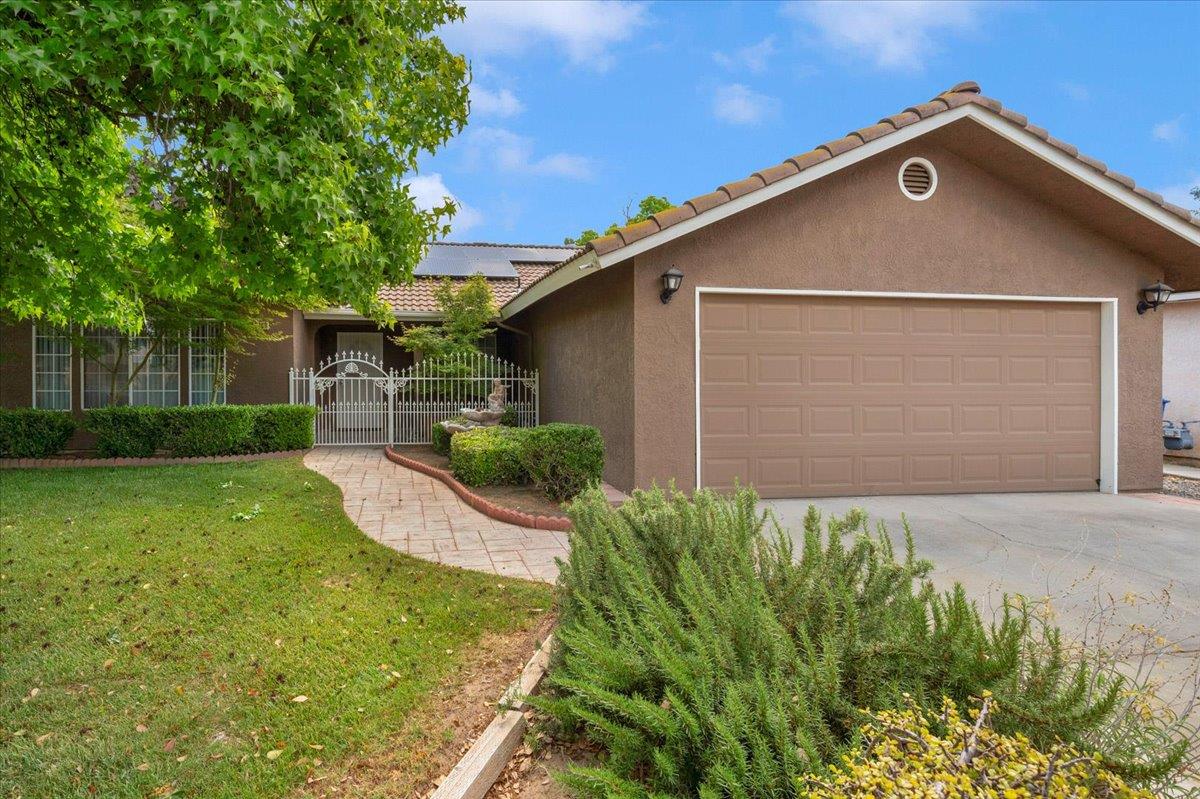 6380 N Cleo, Fresno, CA 93722