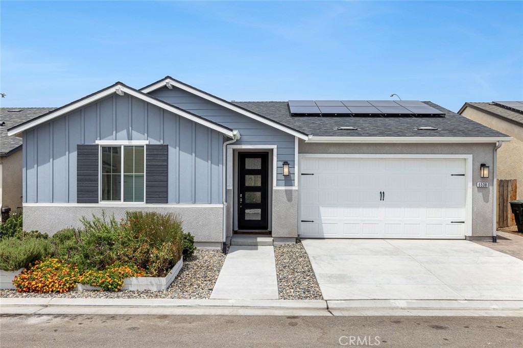 6538 E Lamona