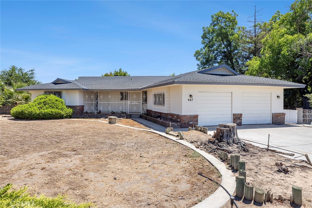 947 S Stanford Ave