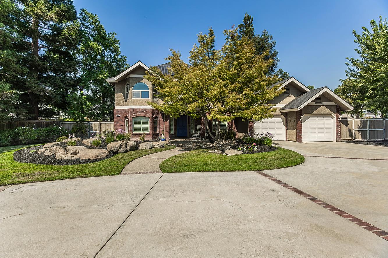 609 E Teal Cir