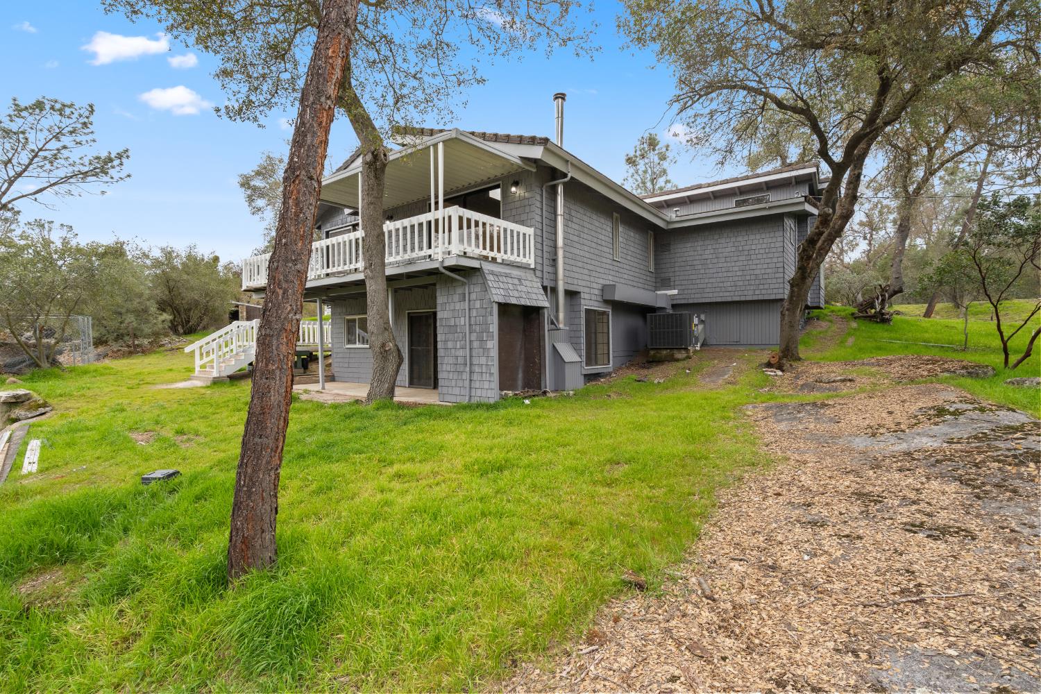 42718 Deep Forest Dr, Coarsegold, CA 93614