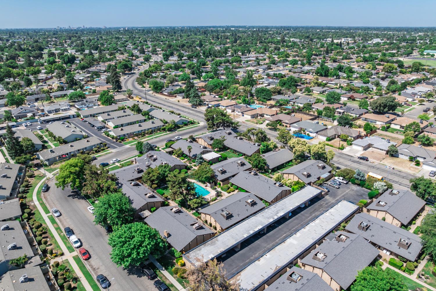 4849 N 7Th St #E, Fresno, CA 93726