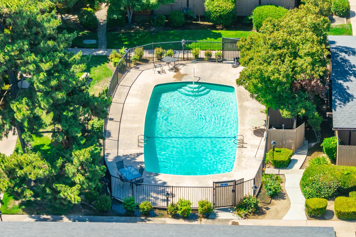 4849 N 7Th St #E, Fresno, CA 93726