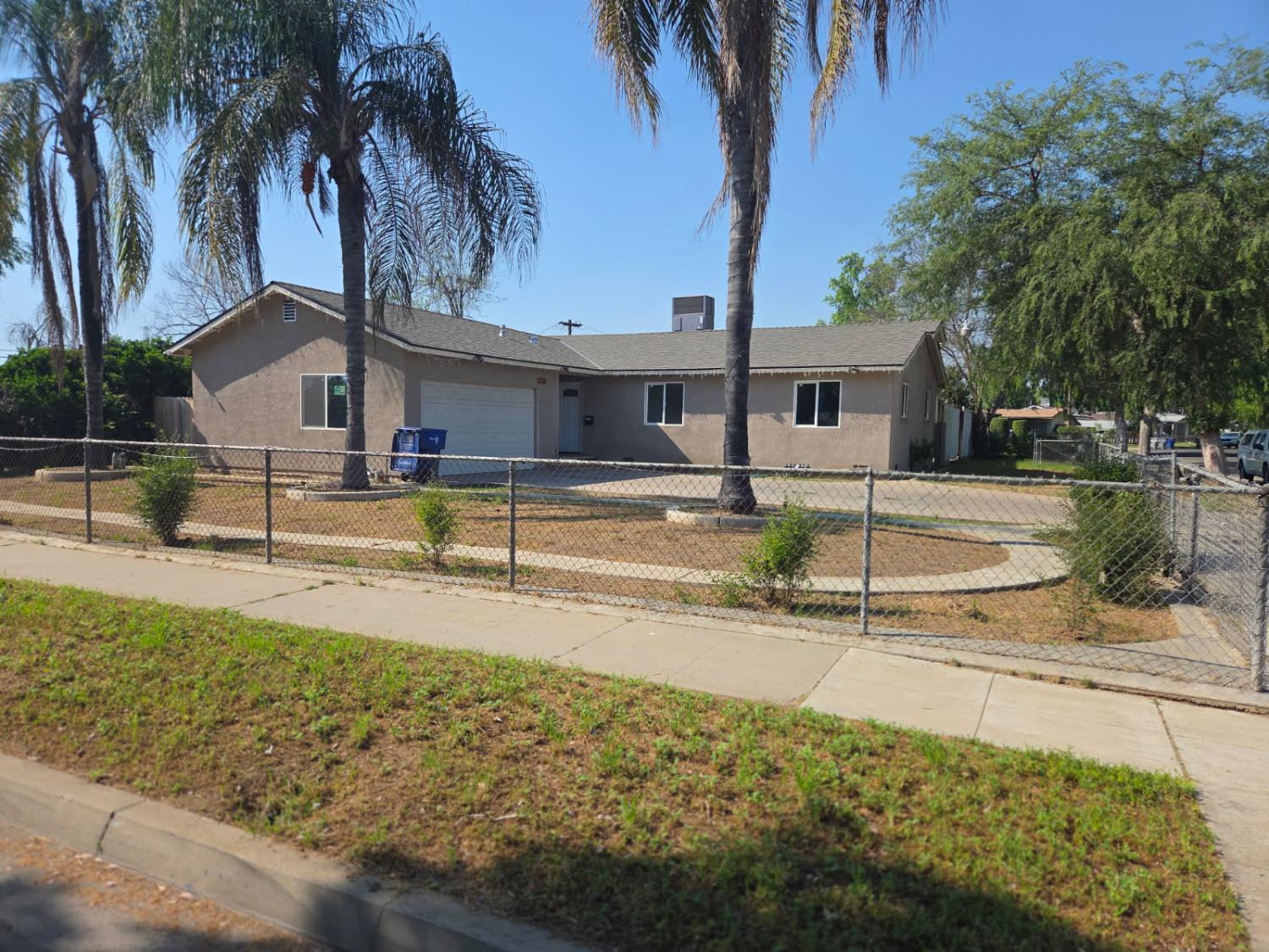 1732 S Sierra Vista