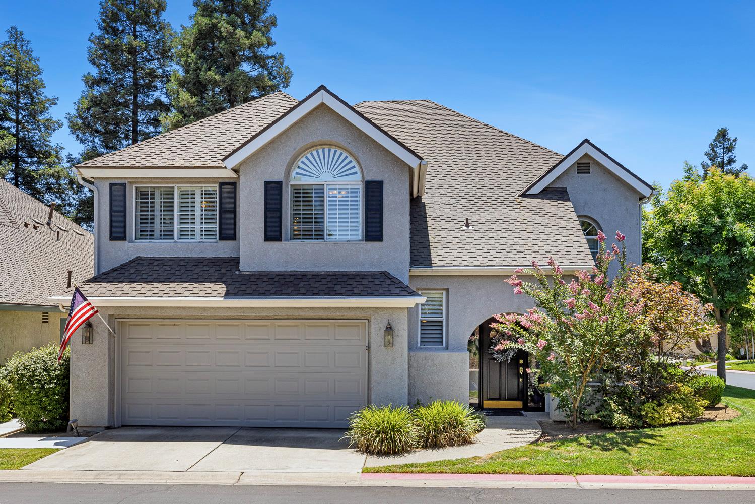 3075 W Silverhill Ln