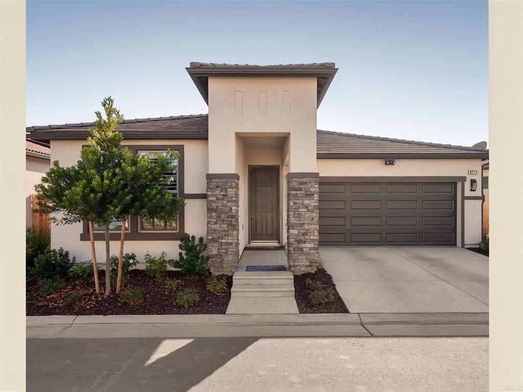 6217 E Mia Dr