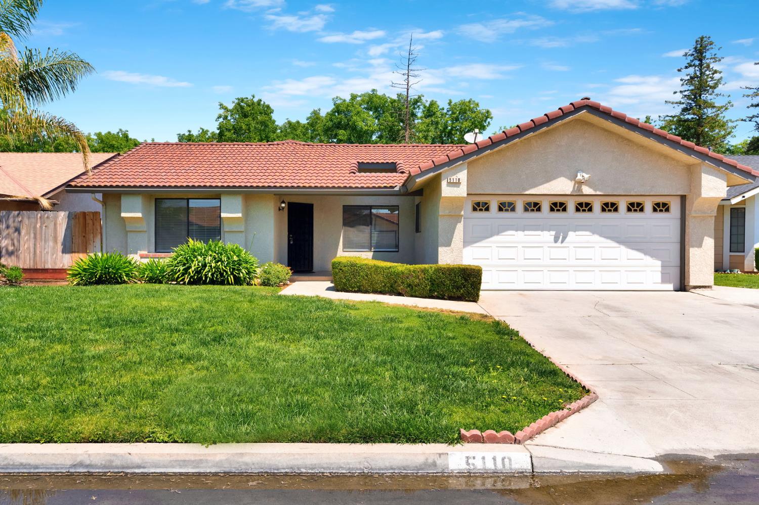 5110 W Kadota Ave