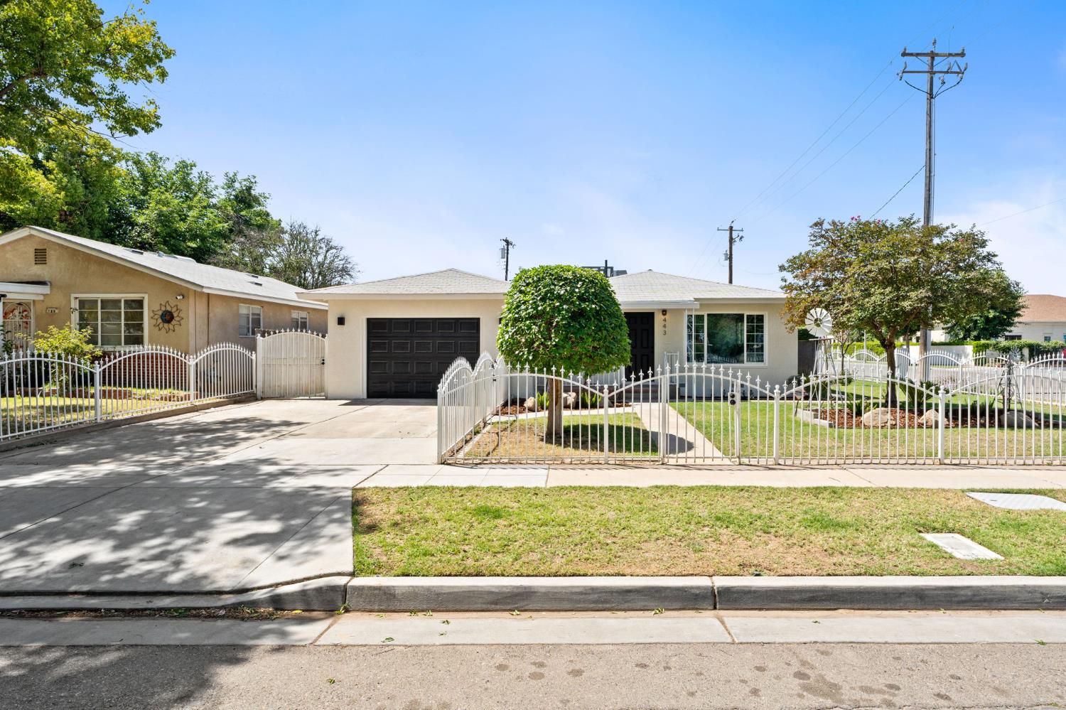 443 W Myers Ave