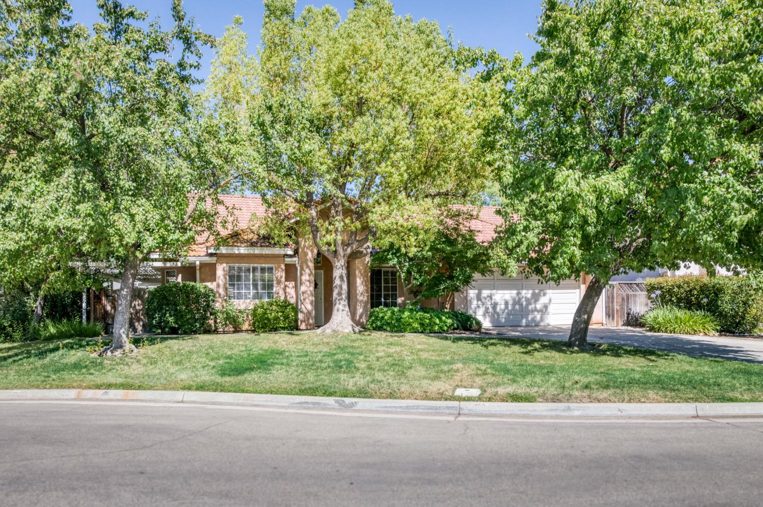 9150 N Red Lion Dr