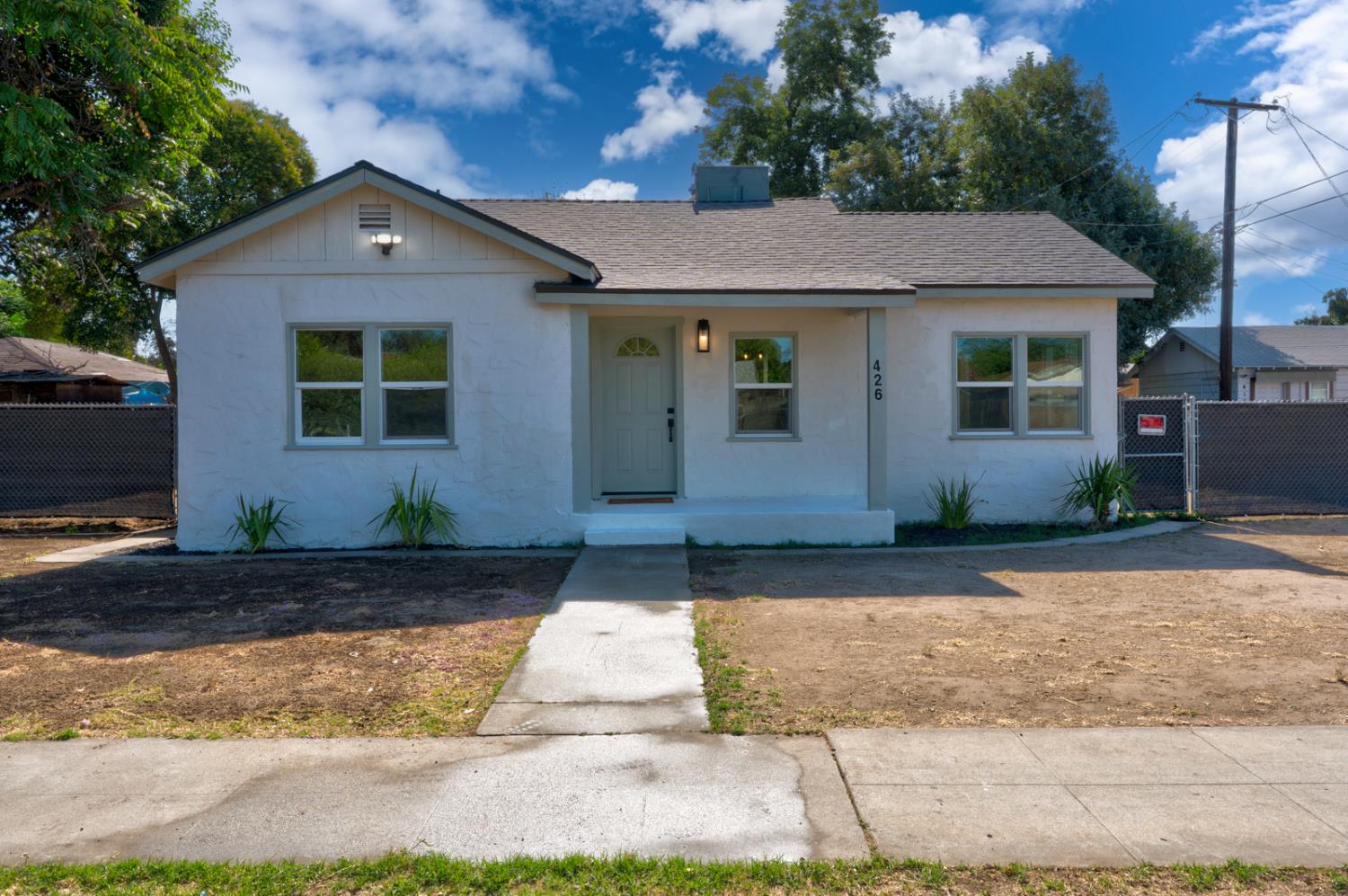 426 N Maple Ave